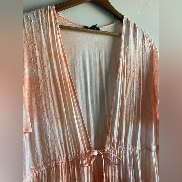 Torrid - Peach Tie-Dye Clip-Dot Kimono - Picture 11 of 15